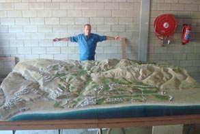 PAUL RAGGETT Architectural Model Builder